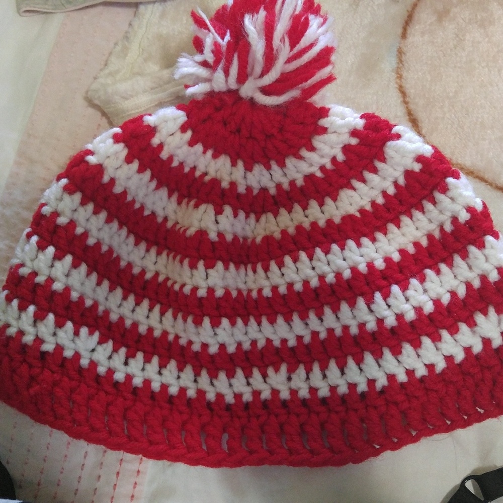 NEW Hand-knit beanie